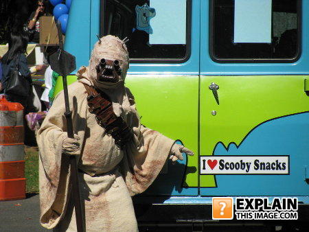 Sand-people-snacks