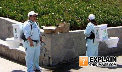 Crazy_toilet_people